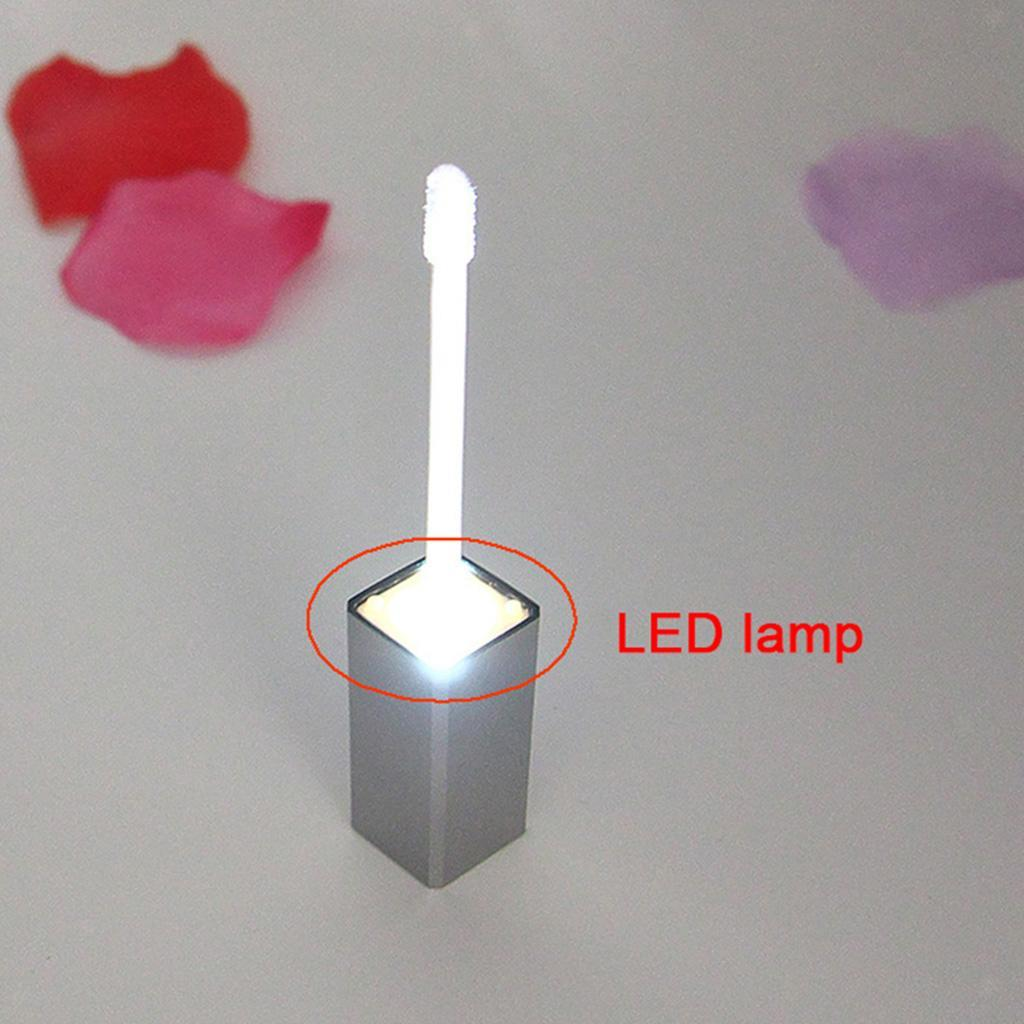 Lip Gloss with LED Light and Mirror - Lip Gloss