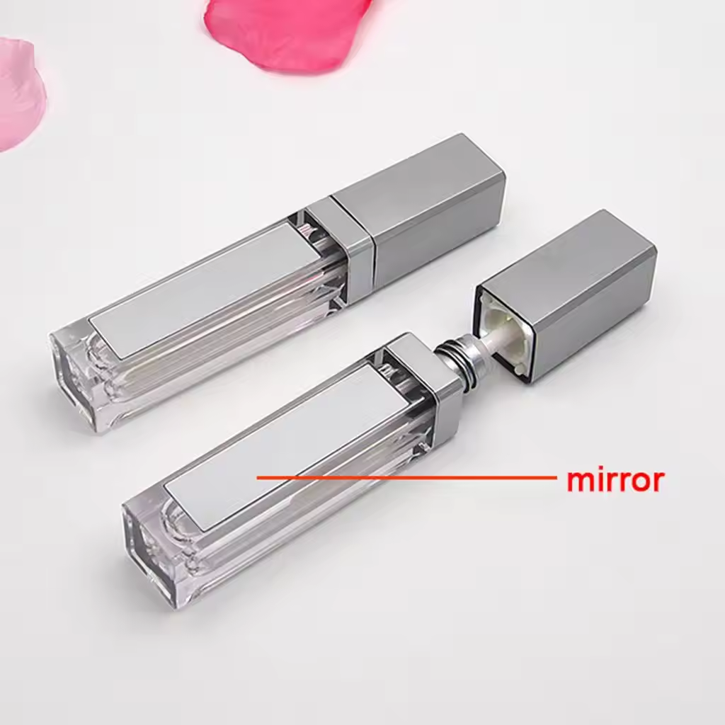 Lip Gloss with LED Light and Mirror - Lip Gloss