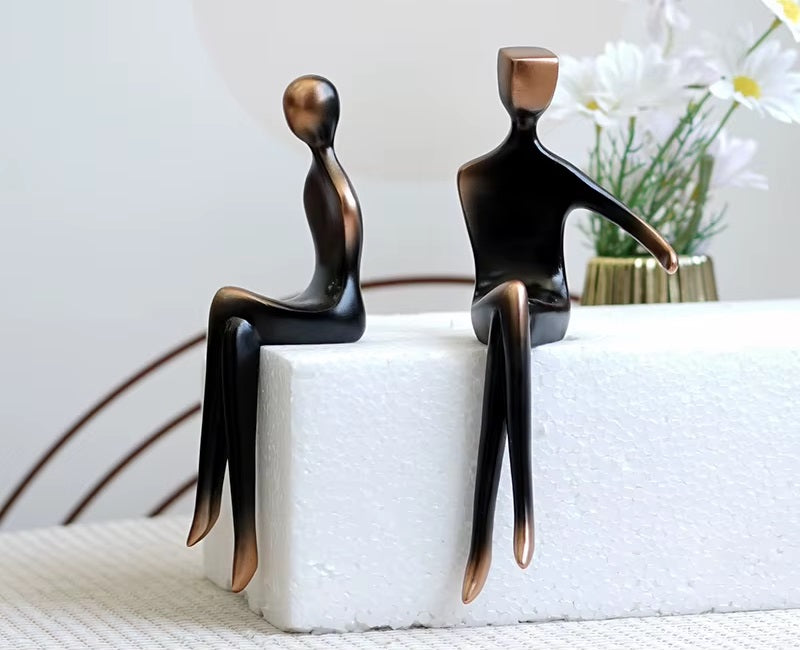 Hugging Couple Table Ornament, Abstract Sculptures, Resin Sculpture