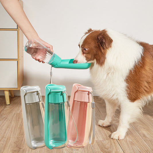 Outdoor Portable Pet Water Cup - 550ml Folding Dog Water Bottle for Medium to Large Dogs